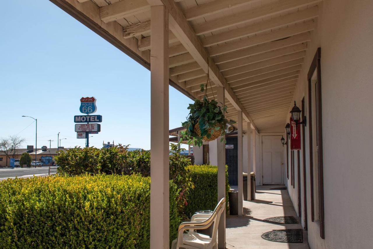 Historic Route 66 Motel Seligman Exterior photo