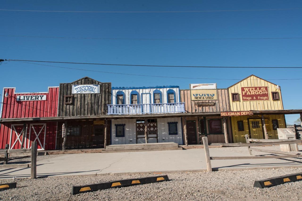 Historic Route 66 Motel Seligman Exterior photo